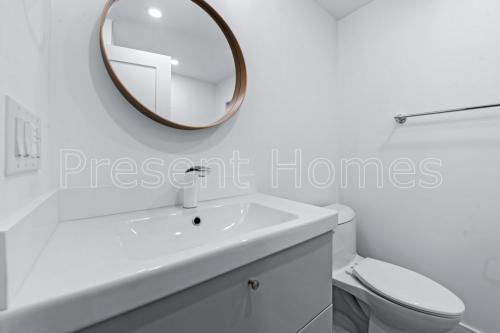 yBS-bathroom3069 19