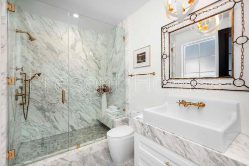Bathroom2-10 (1)