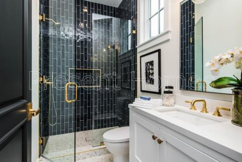 Bathroom2-9 (1)